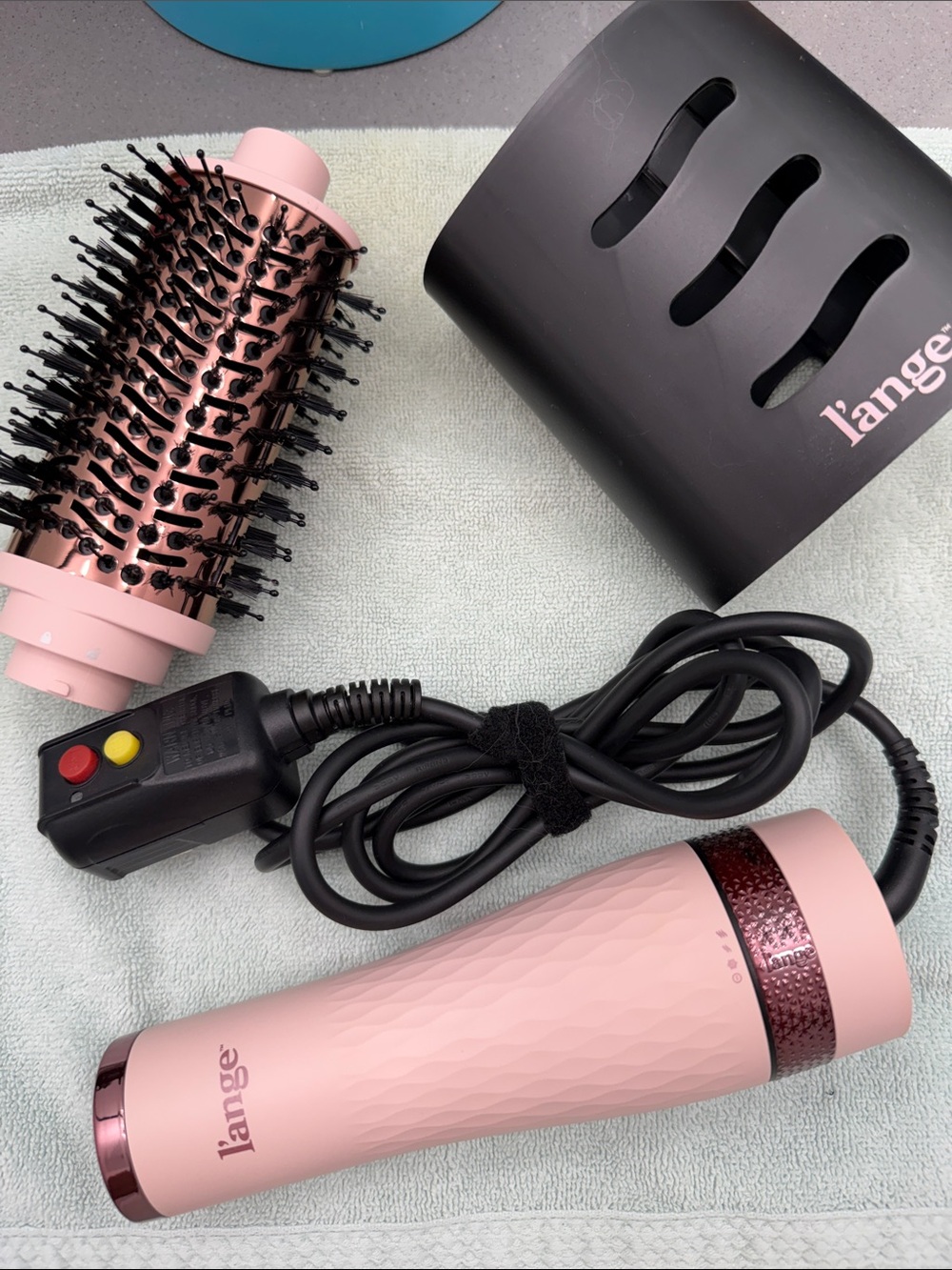 L’ange Pink/Rose Gold Hot Air Styling Brush with Oval Interchangeable Attachment
